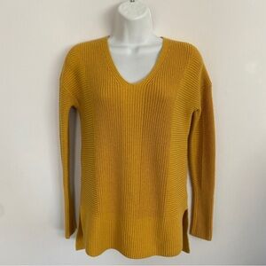 Rachel Zoe Mustard Yellow Ribbed Knit V-Neck Tunic Sweater